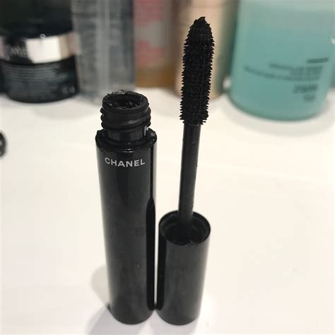 chanel cake mascara|chanel mascara le volume.